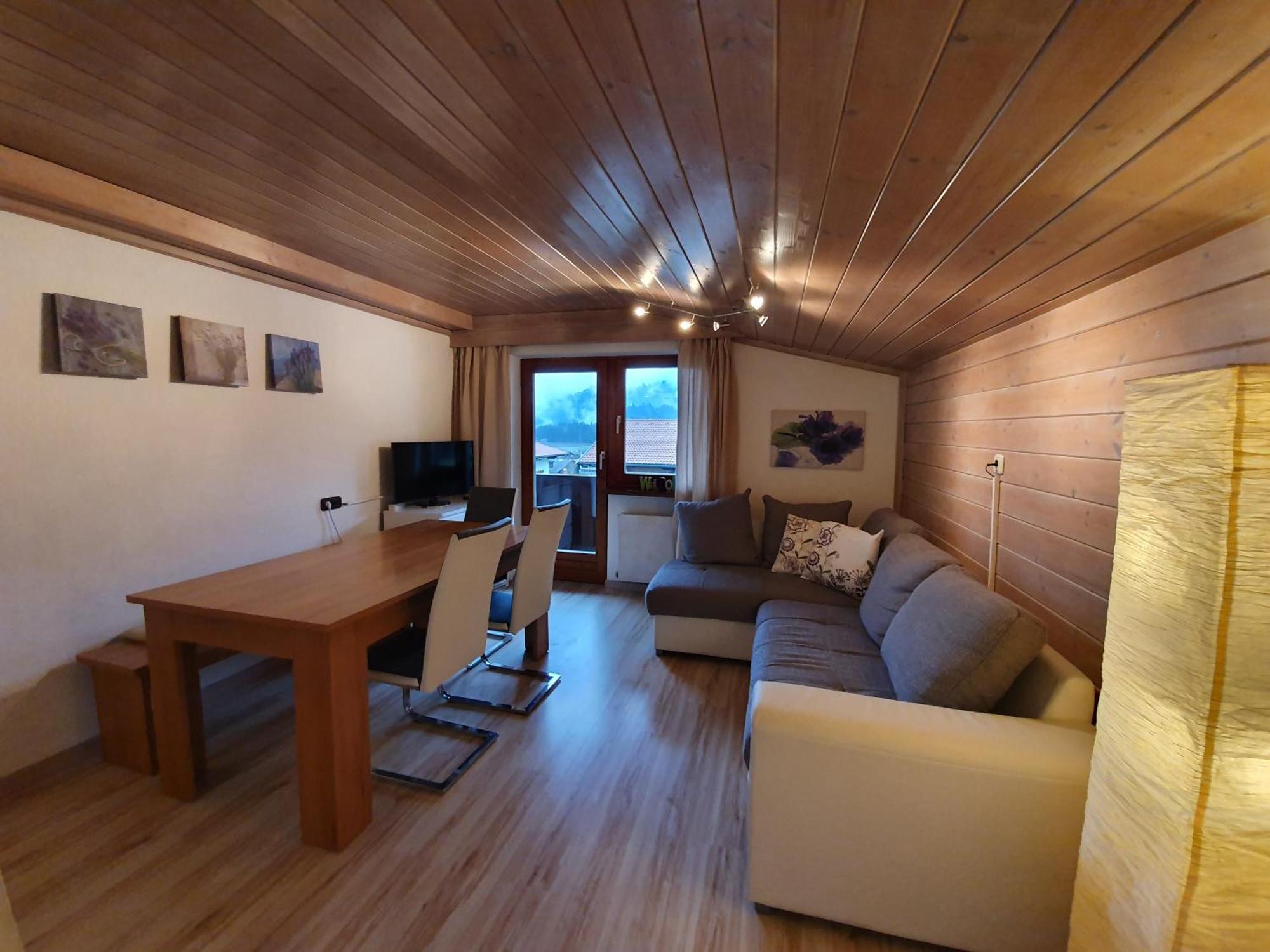 ライト・イム・アルプバッハタールHaus Lisaアパートメント 部屋 写真